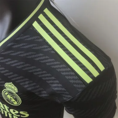 22-23 Real Madrid, tercera versión de la camiseta de visitante