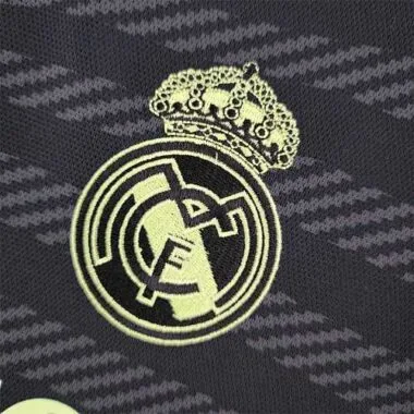 22-23 Real Madrid third away