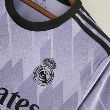 22-23 Real Madrid away 2