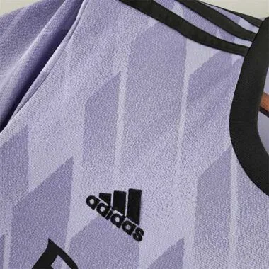 22-23 Real Madrid away 2