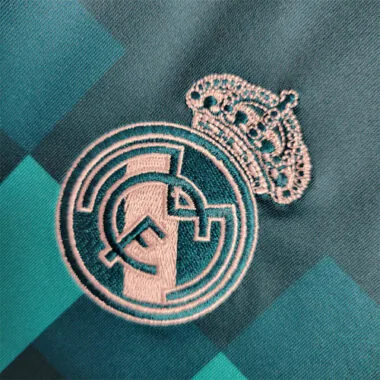 17-18 Real Madrid third away