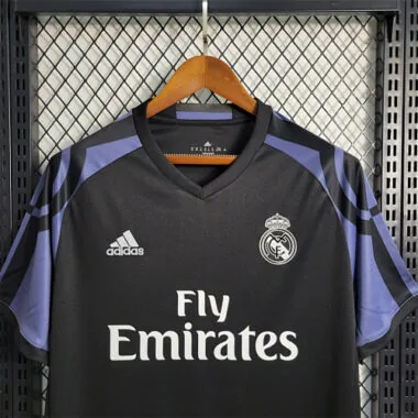16-17: Tercer puesto del Real Madrid como visitante