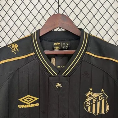 Equipación de edición conmemorativa «Santos Retro Style» 24-24