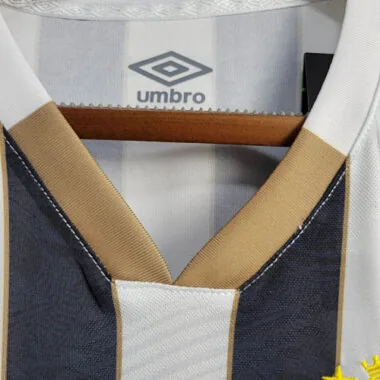 Equipación visitante del Santos 24-25
