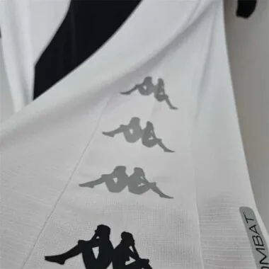 22-23 Vasco da Gama away