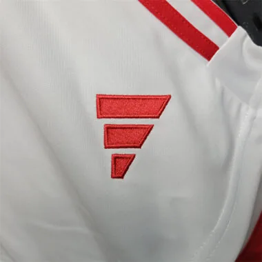 2023/24 Internacional home Shorts
