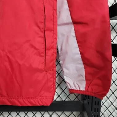 22-23 Windbreaker Internacional Red