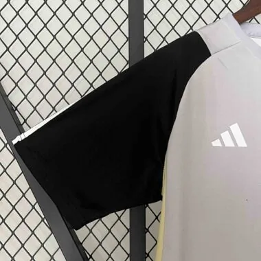 2024/25 Atletico Mineiro Gray Training Kit