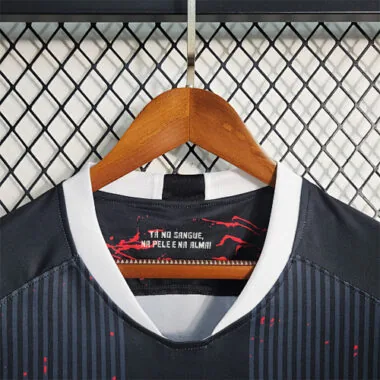 23-24 Corinthians Black