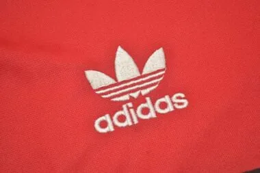 1982 Flamenco home red and black