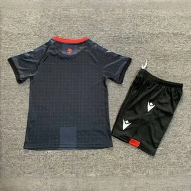 Equipaciones infantiles para los partidos fuera de casa de Georgia en 2024: ropa de fútbol de la Eurocopa Juvenil de la UEFA. Proveedor de camisetas AAAAJersey.