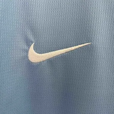 Equipamento de futebol da seleção do Uruguai para 2024 (equipamento de casa)