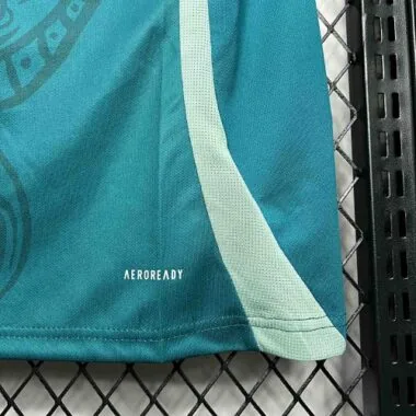 Equipamento de treino pré-jogo do México 2024