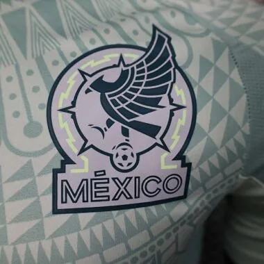 Camisa da seleção do México para jogos fora de casa de 2024 (versão de jogador)