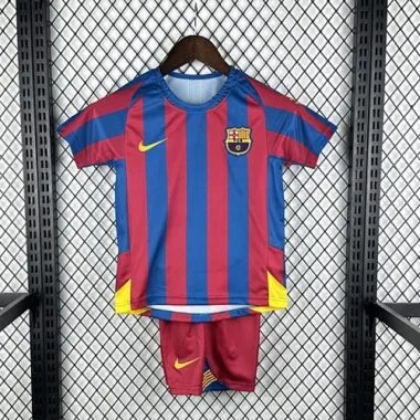 05-06 Kids Retro FC Bareclona Home Kit Cheap Football Jersey Wholesale Yupoo