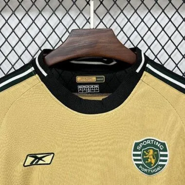 03-04 Retro Sporting Lisbon Away Kit Cheap Soccer Wholesale Jersey
