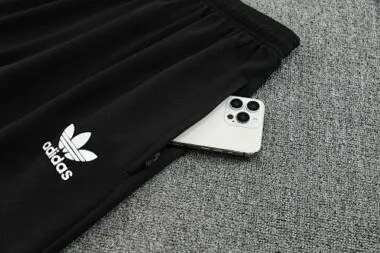 25-26 Retro Manchester United Training Kits Tracksuits Jacket Cheap Football Jersey Wholesale Yupoo