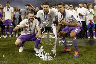 16-17 Retro Player Real Madrid Home Kit Cheap Football Jersey Wholesale Yupoo