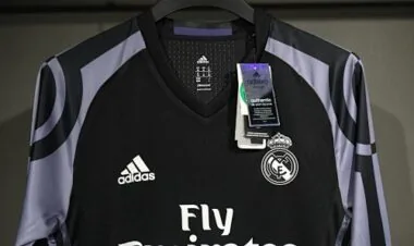 16-17 Retro Player Real Madrid Third Away Kit Long Sleeve Cheap Football Jersey Wholesale Yupoo