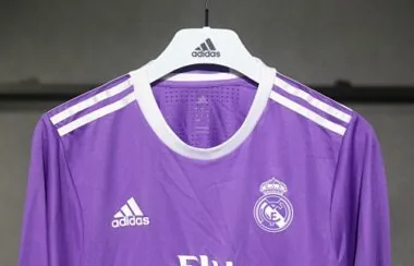 16-17 Retro Player Real Madrid Away Kit Long Sleeve Cheap Football Jersey Wholesale Yupoo