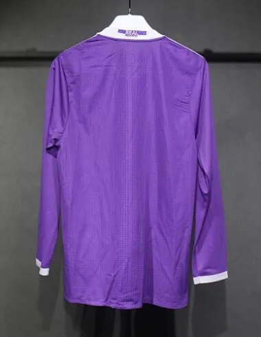 16-17 Retro Player Real Madrid Away Kit Long Sleeve Cheap Football Jersey Wholesale Yupoo