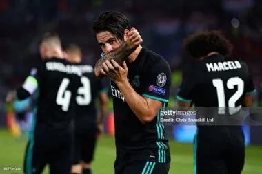 17-18 Retro Player Real Madrid Away Kit Cheap Football Jersey Wholesale Yupoo