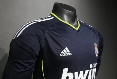 10-11 Retro Player Real Madrid Away Kit Long Sleeve Cheap Football Jersey Wholesale Yupoo