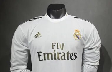 19-20 Retro Player Real Madrid Home Kit Long Sleeve Cheap Football Jersey Wholesale Yupoo