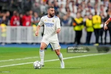 21-22 Retro Player Real Madrid Home Kit Long Sleeve Cheap Football Jersey Wholesale Yupoo