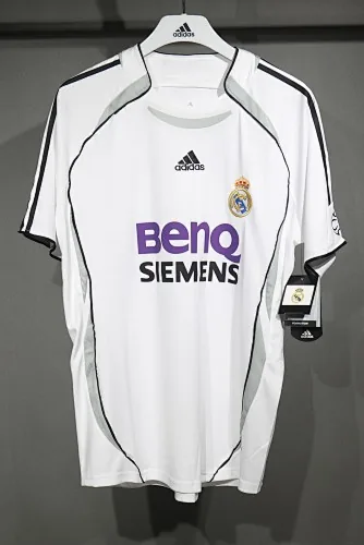 06-07 Retro Player Real Madrid Home Kit Cheap Football Jersey Wholesale Yupoo