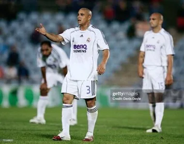 06-07 Retro Player Real Madrid Home Kit Cheap Football Jersey Wholesale Yupoo