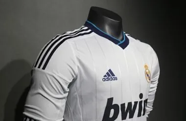 12-13 Retro Player Real Madrid Home Kit Long Sleeve Cheap Football Jersey Wholesale Yupoo
