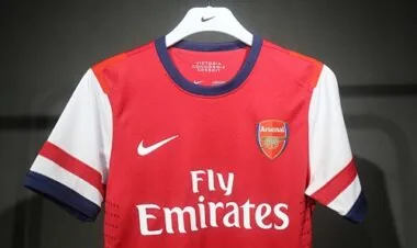 12-13 Retro Players Arsenal Home Kit Cheap Football Jersey Wholesale Yupoo