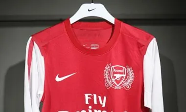 11-12 Retro Players Arsenal Home Kit Long Sleeve Cheap Football Jersey Wholesale Yupoo