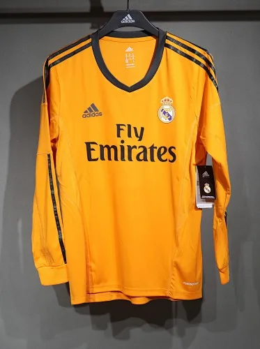 13-14 Retro Player Real Madrid Third Away Kit Long Sleeve Cheap Football Jersey Wholesale Yupoo