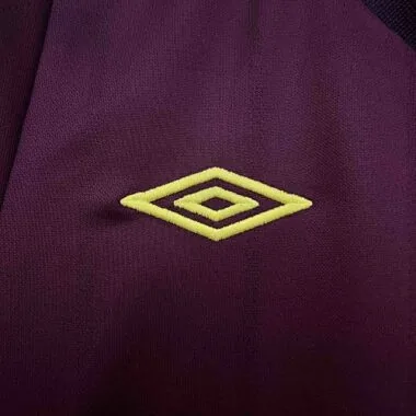 Retro 2012-13 Manchester City Away