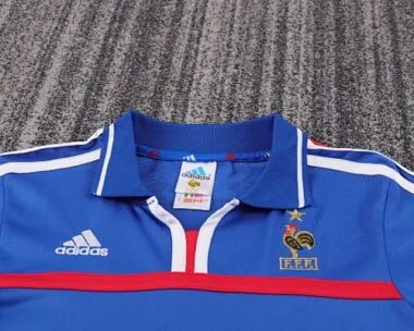 2000 Retro Kids France Home Kit