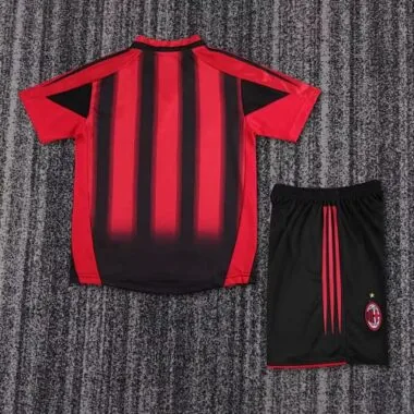04-05 Retro Kids AC Milan Home Kit