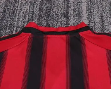 04-05 Retro Kids AC Milan Home Kit
