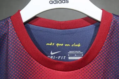 2012-13 Retro Barcelona Home Kit Player