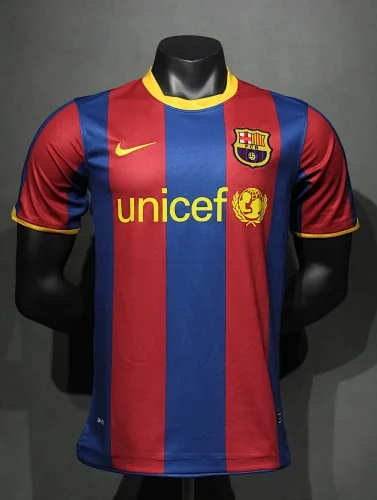 2010-11 Retro Barcelona Home Kit Player