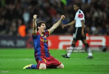 2010-11 Retro Barcelona Home Kit Player
