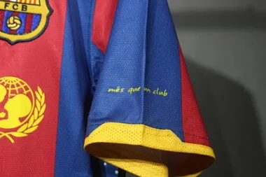 2010-11 Retro Barcelona Home Kit Player