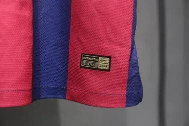 2014-15 Retro Barcelona Home Kit Player