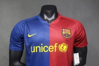 2008-09 Retro Barcelona Home Kit Player