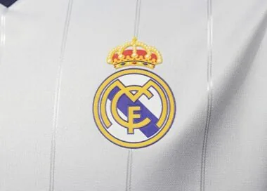 2012-13 Retro Real Madrid Home Kit Player