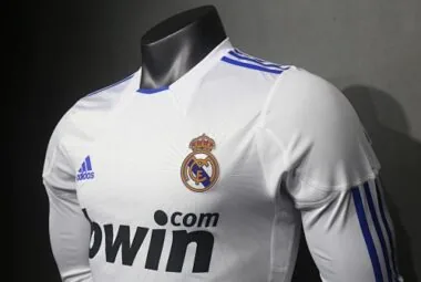 2010-11 Retro Real Madrid Home Kit Player Long Sleeves