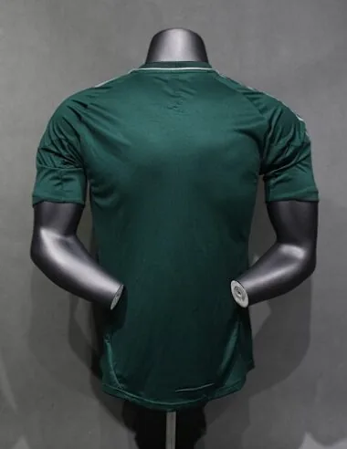 2012-13 Retro Real Madrid Second Away Kit Player