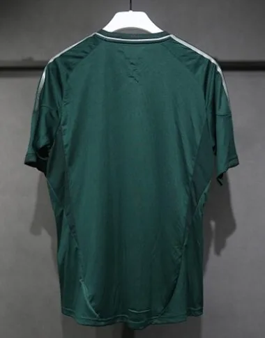 2012-13 Retro Real Madrid Second Away Kit Player
