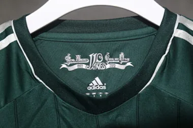 2012-13 Retro Real Madrid Second Away Kit Player